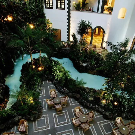 리조트 Livvo Volcan Lanzarote 플라야블랑카