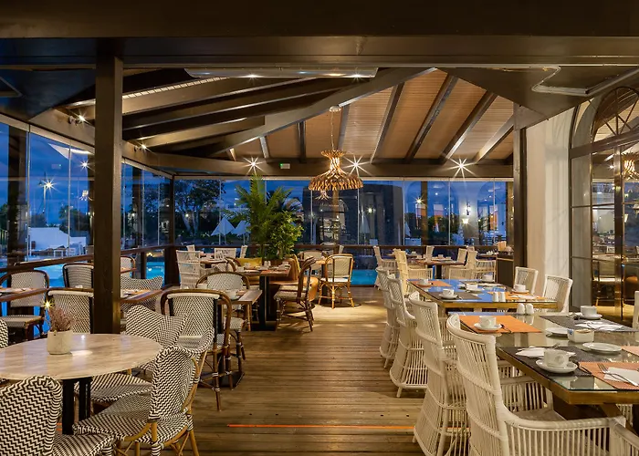 Livvo Volcan Lanzarote Курортный комплекс 5*