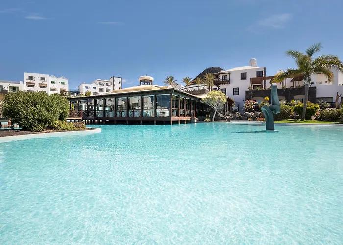 Livvo Volcan Lanzarote Курортный комплекс 5*