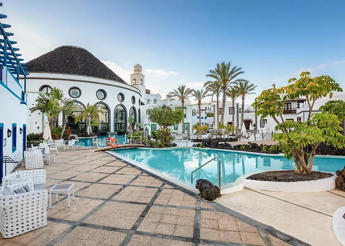 Курортный комплекс Livvo Volcan Lanzarote Коста Бланка