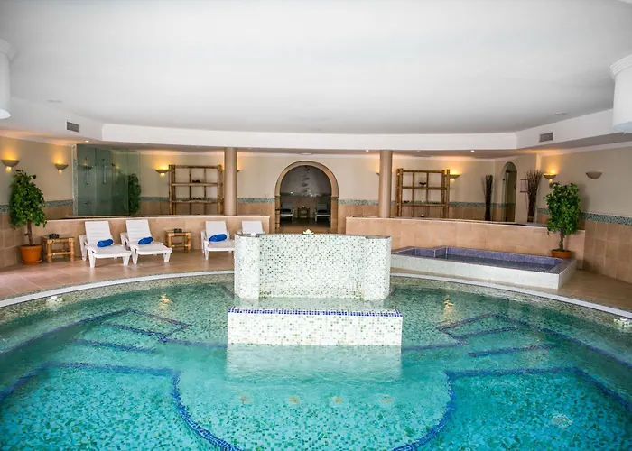 Курортный комплекс Livvo Volcan Lanzarote 5*