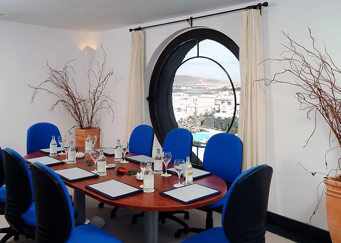 Livvo Volcan Lanzarote Курортный комплекс Коста Бланка