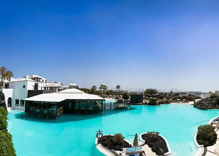 Livvo Volcan Lanzarote Курортный комплекс 5*