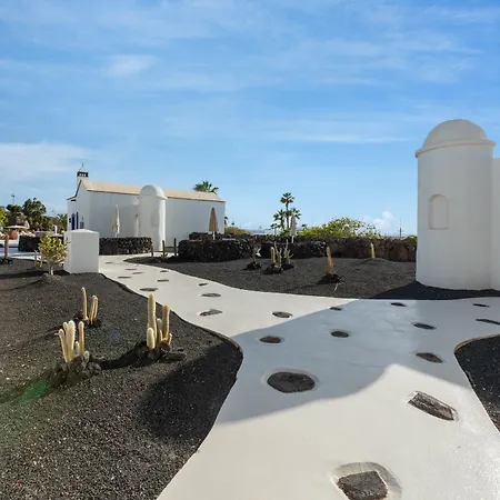 The Volcán Lanzarote 5*