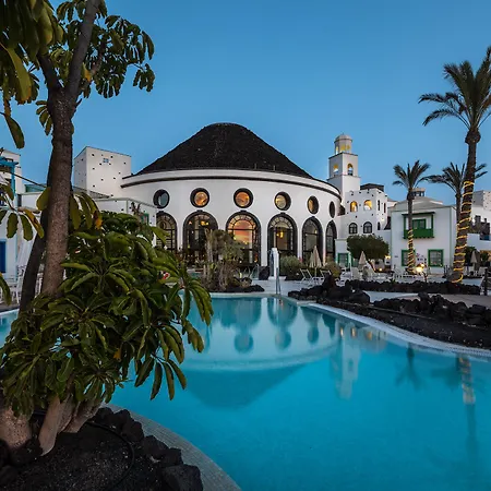 The Volcán Lanzarote Resort Playa Blanca (Lanzarote)